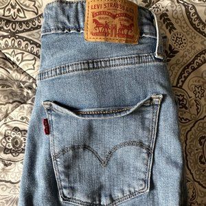 Levi's High Rise Skinny Ripped Jeans
